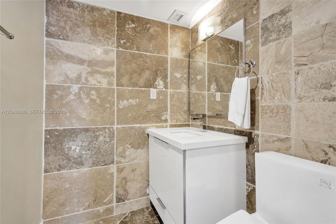 For Rent: $6,000 (2 beds, 2 baths, 1285 Square Feet)