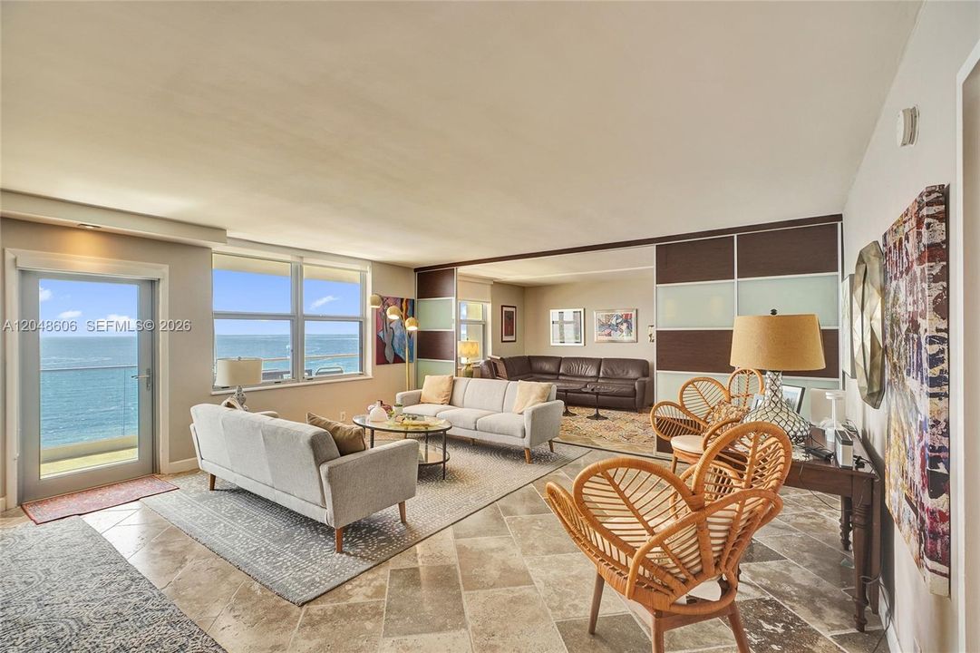 For Rent: $6,000 (2 beds, 2 baths, 1285 Square Feet)
