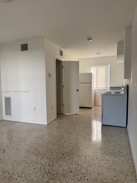 For Rent: $1,390 (0 beds, 1 baths, 0 Square Feet)