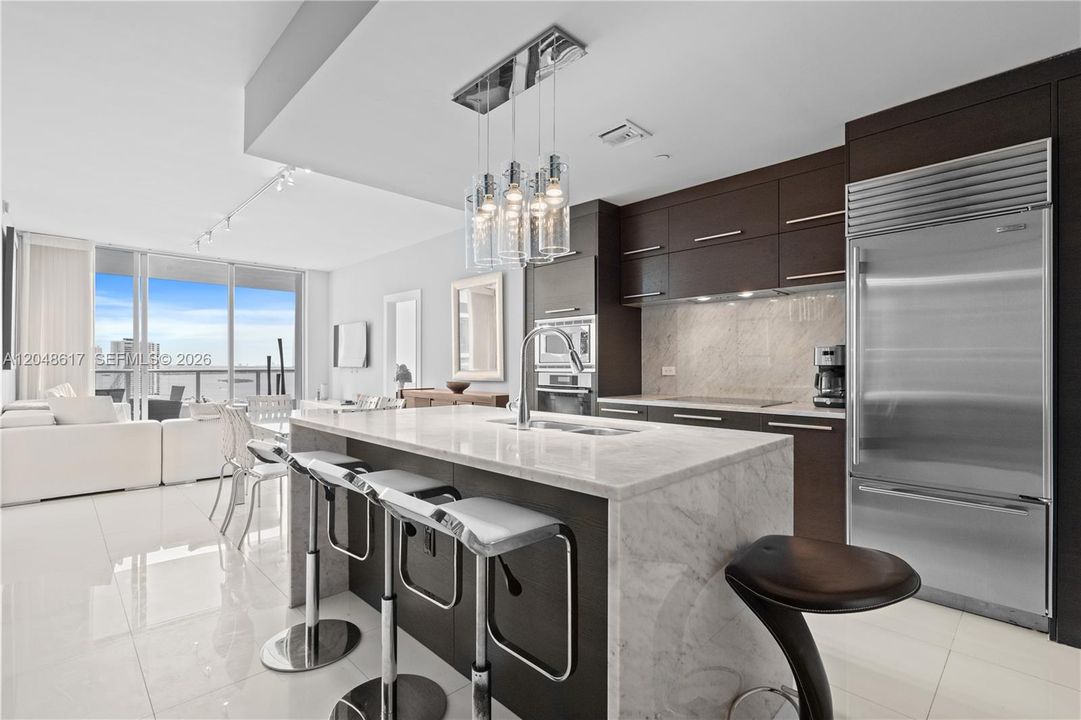 Active With Contract: $6,100 (3 beds, 3 baths, 1450 Square Feet)