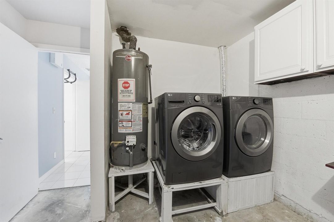 Washer/Dryer in Garage