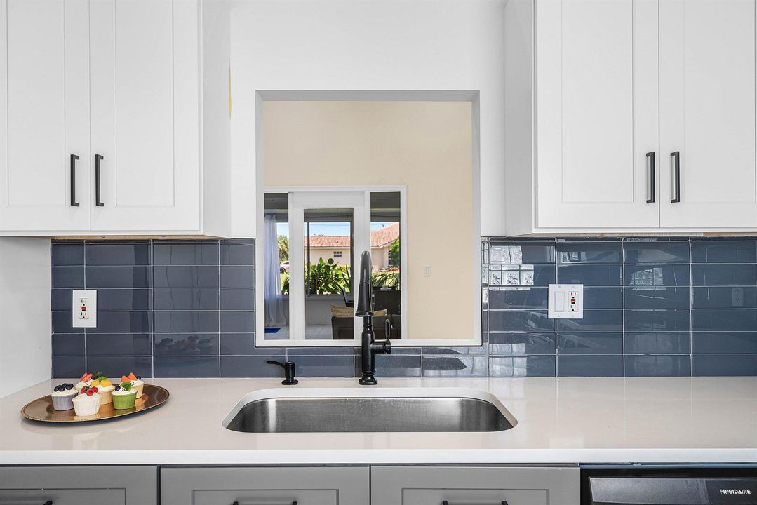 Kitchen passthrough to living room