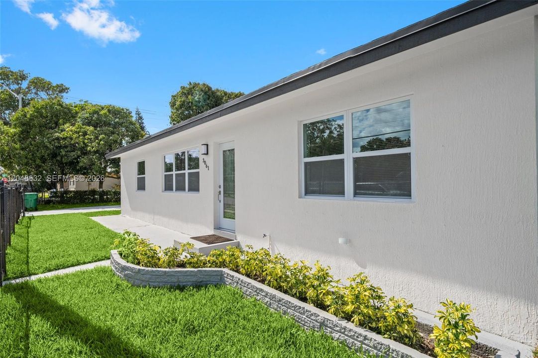 En Venta: $485,000 (4 camas, 2 baños, 1443 Pies cuadrados)