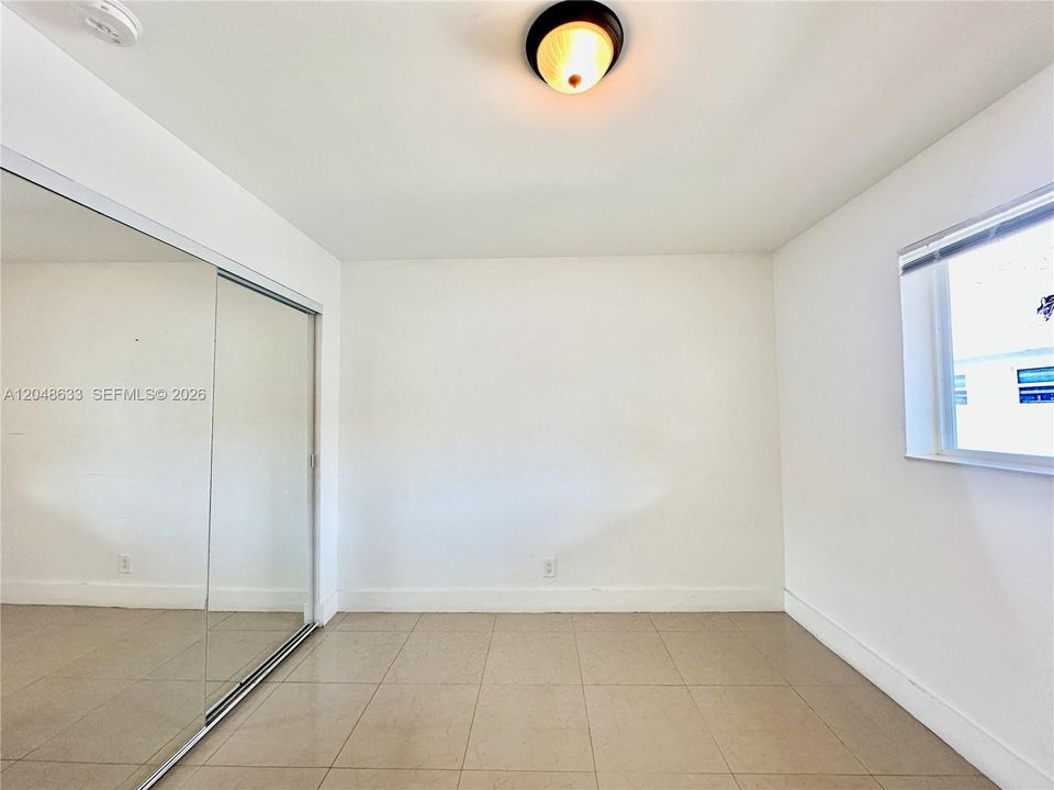 For Rent: $2,500 (3 beds, 2 baths, 1196 Square Feet)