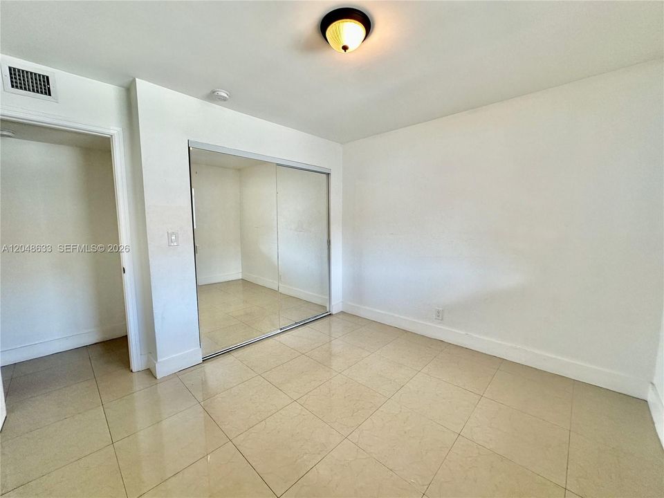 For Rent: $2,500 (3 beds, 2 baths, 1196 Square Feet)