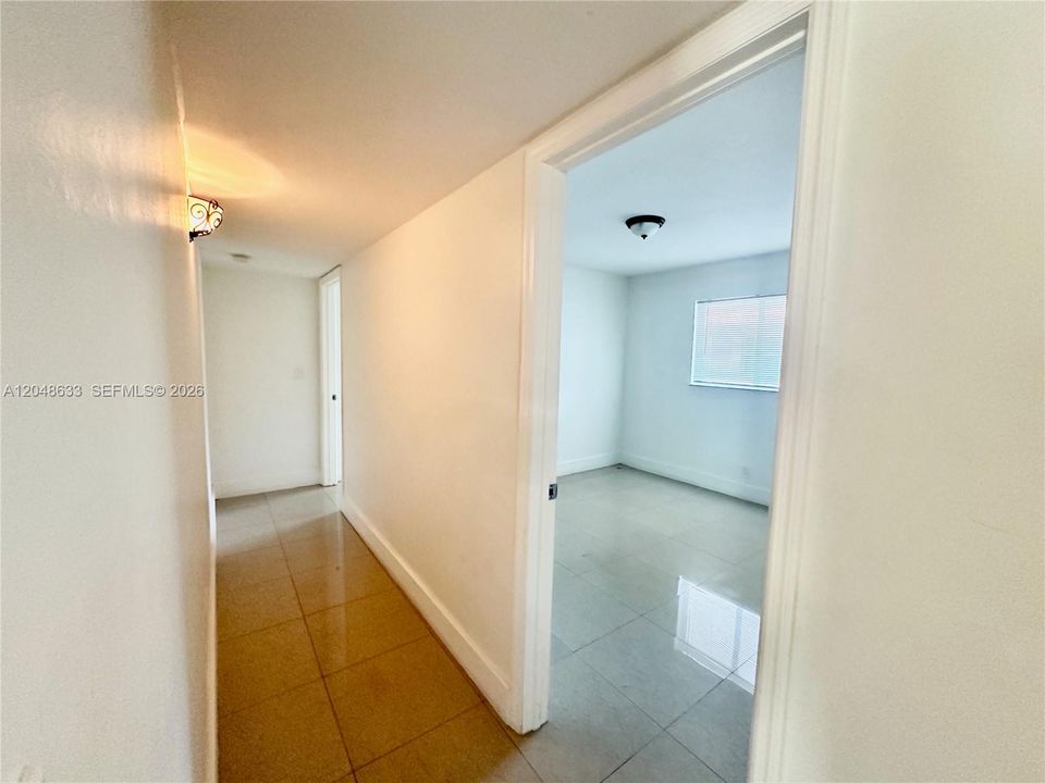 For Rent: $2,500 (3 beds, 2 baths, 1196 Square Feet)