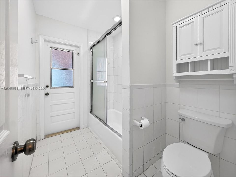 En Renta: $11,500 (5 camas, 3 baños, 3502 Pies cuadrados)