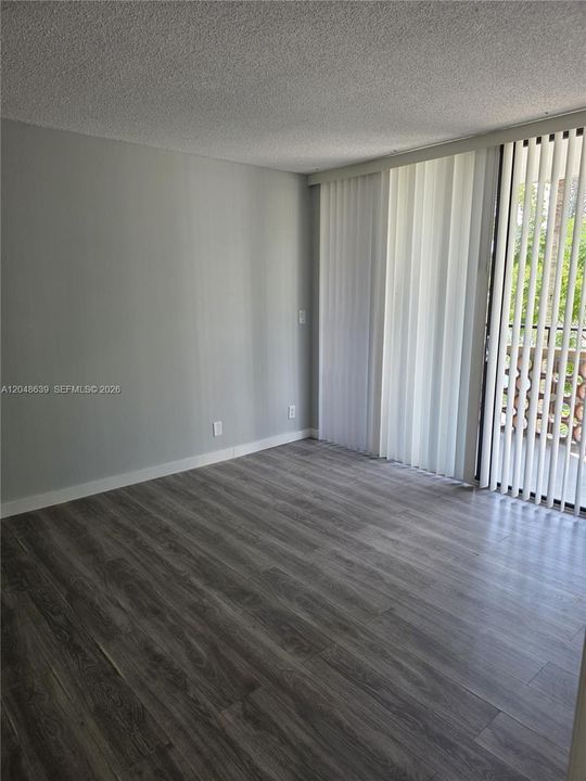 For Rent: $1,500 (1 beds, 1 baths, 543 Square Feet)