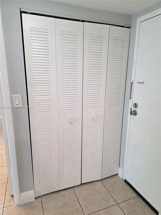 For Rent: $1,500 (1 beds, 1 baths, 543 Square Feet)
