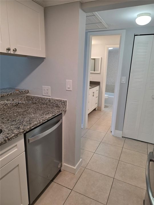For Rent: $1,500 (1 beds, 1 baths, 543 Square Feet)