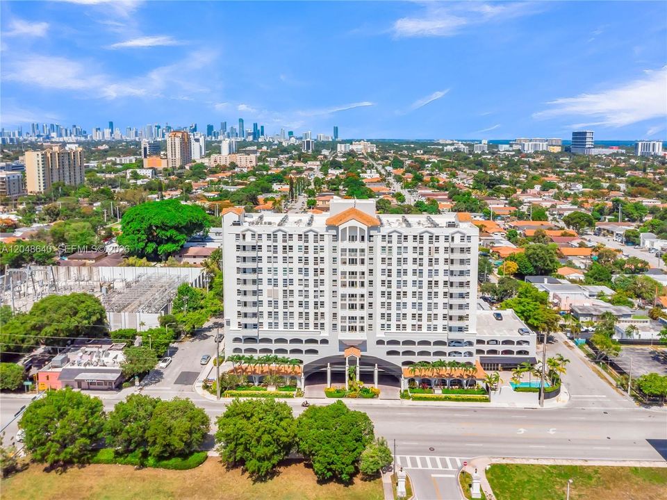 待售: $485,000 (2 贝兹, 2 浴室, 1025 平方英尺)