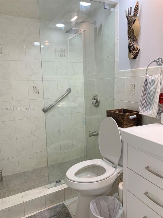 For Rent: $3,500 (3 beds, 1 baths, 1565 Square Feet)