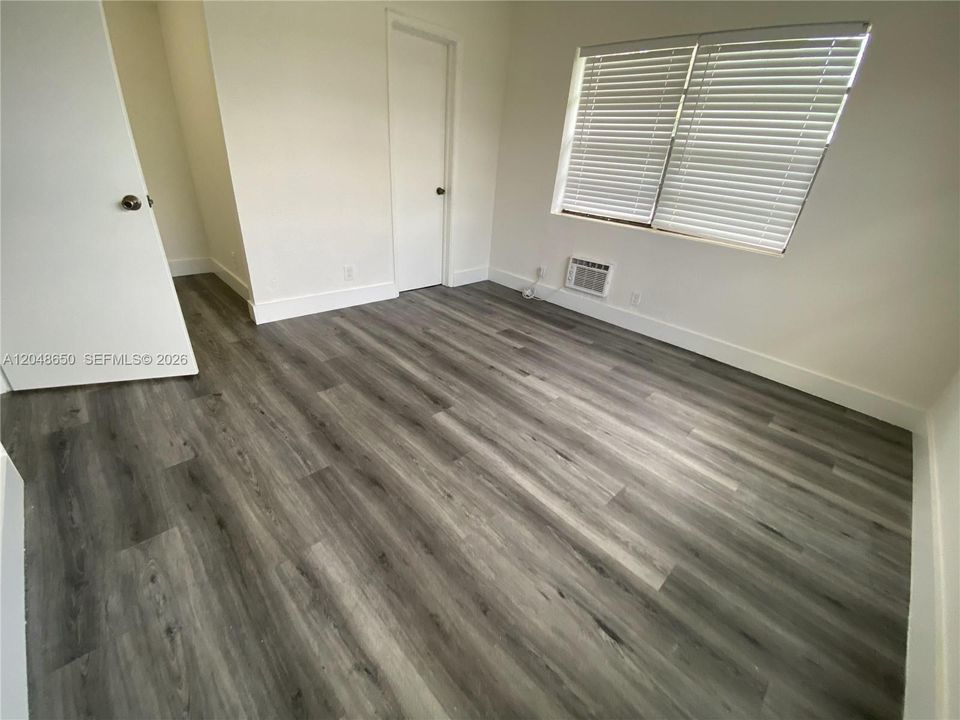 For Rent: $2,100 (2 beds, 2 baths, 2338 Square Feet)