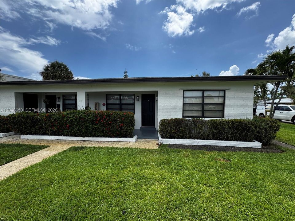 For Rent: $2,100 (2 beds, 2 baths, 2338 Square Feet)