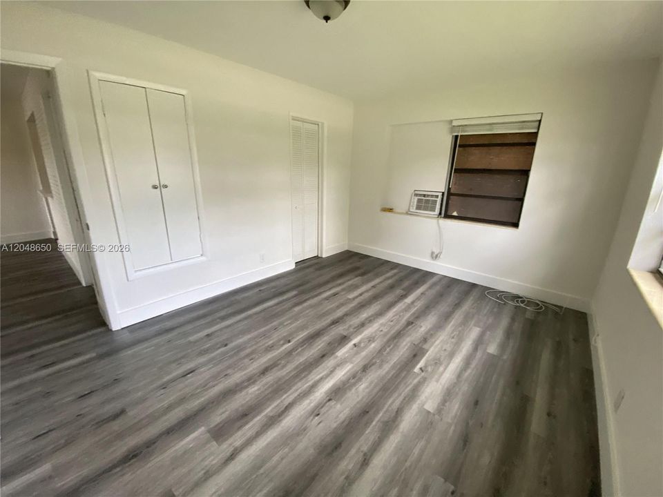 For Rent: $2,100 (2 beds, 2 baths, 2338 Square Feet)