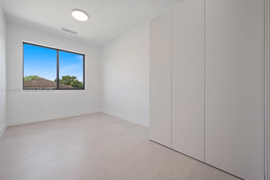 For Sale: $1,519,000 (4 beds, 4 baths, 2671 Square Feet)