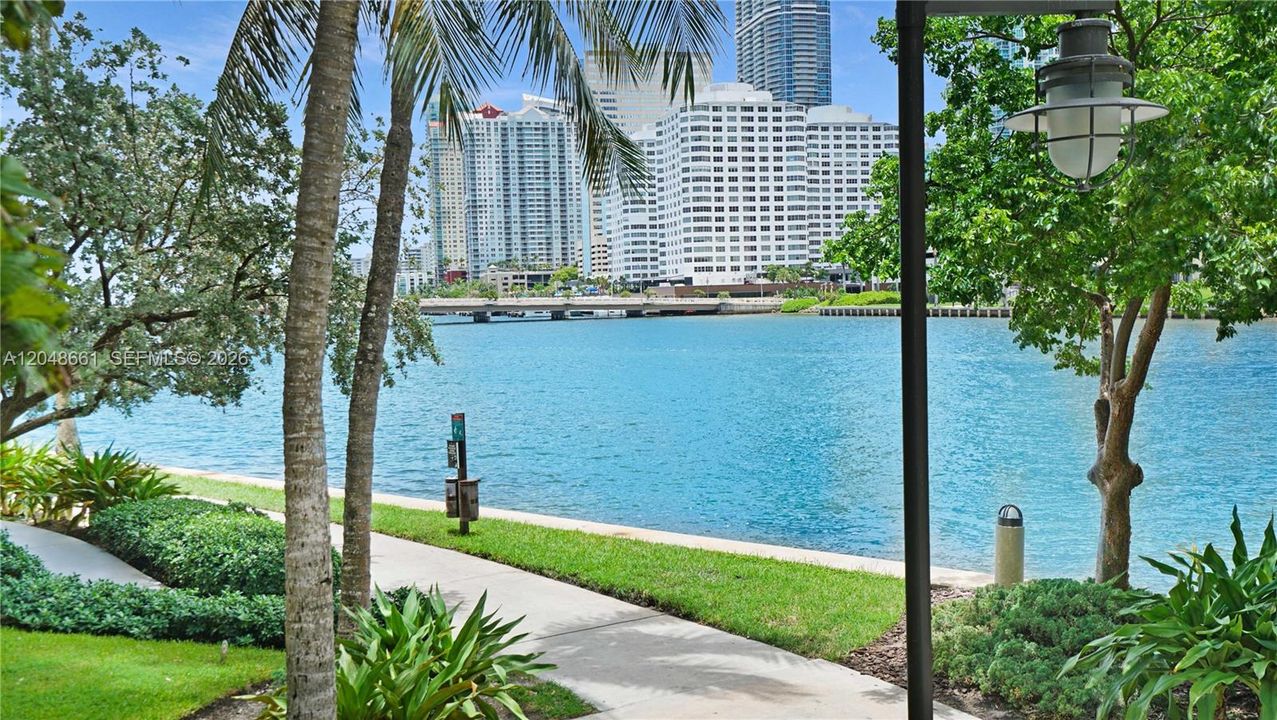 For Rent: $4,900 (2 beds, 2 baths, 1303 Square Feet)