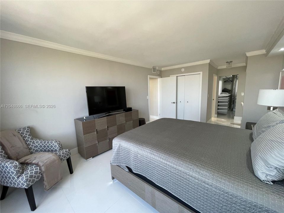 MASTER SUITE
