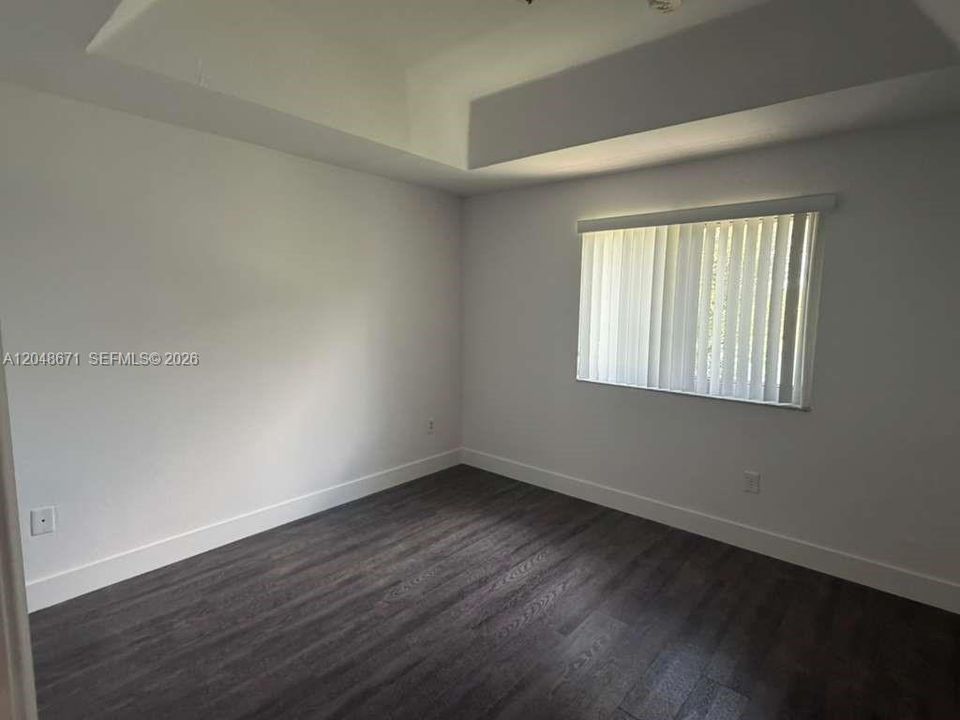 For Rent: $2,200 (3 beds, 2 baths, 1302 Square Feet)