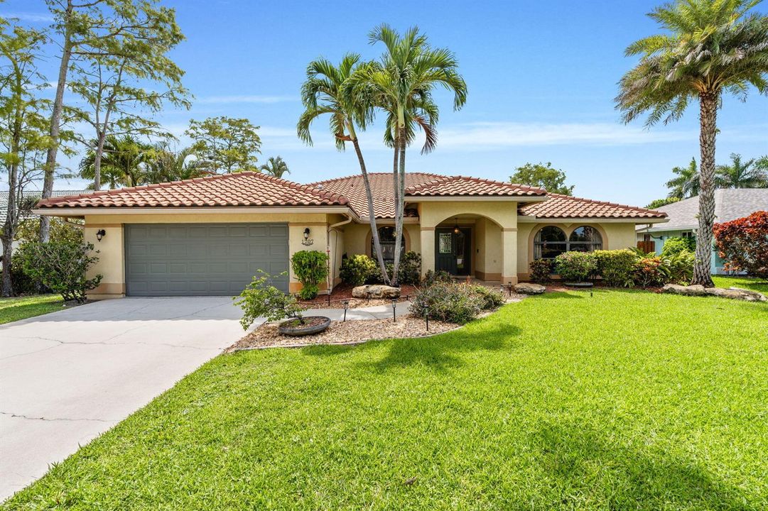 1-web-or-mls-A7409535
