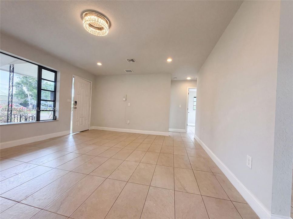 For Sale: $497,000 (3 beds, 2 baths, 1134 Square Feet)