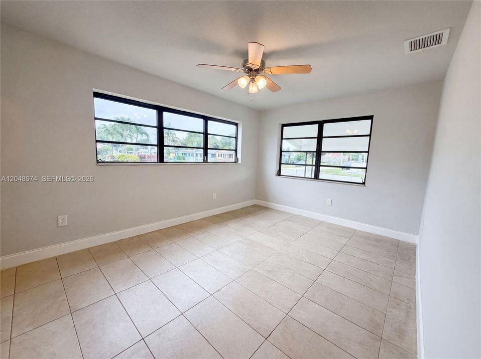 For Sale: $497,000 (3 beds, 2 baths, 1134 Square Feet)