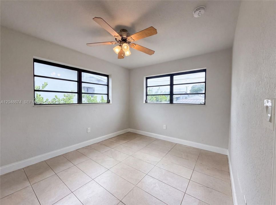 For Sale: $497,000 (3 beds, 2 baths, 1134 Square Feet)