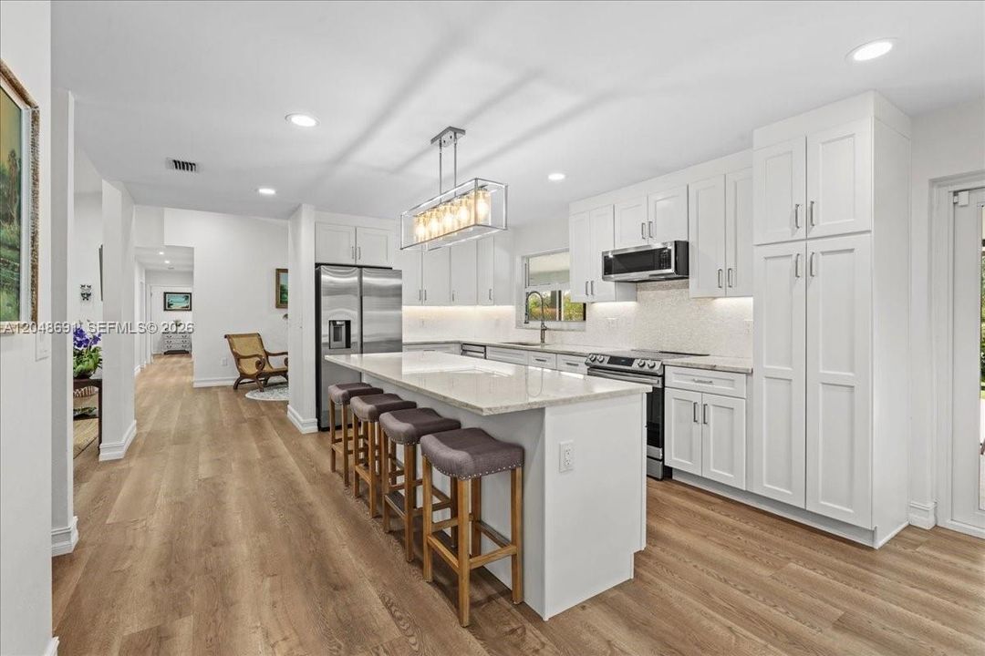 En Venta: $889,900 (3 camas, 2 baños, 1872 Pies cuadrados)