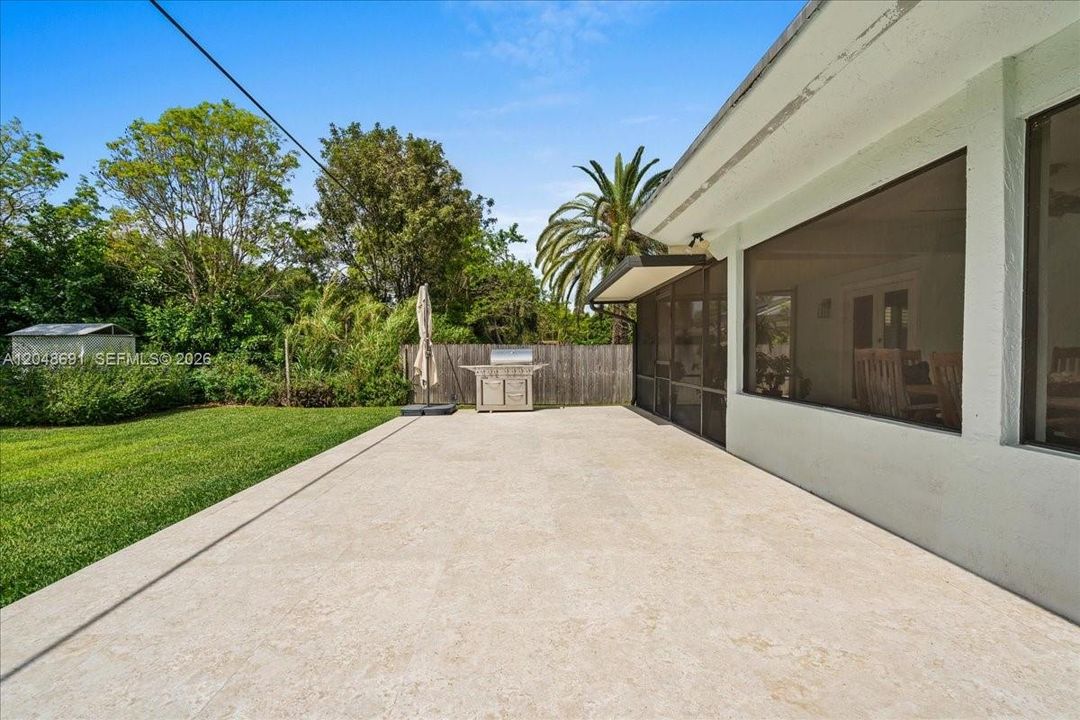 Open-Air Patio