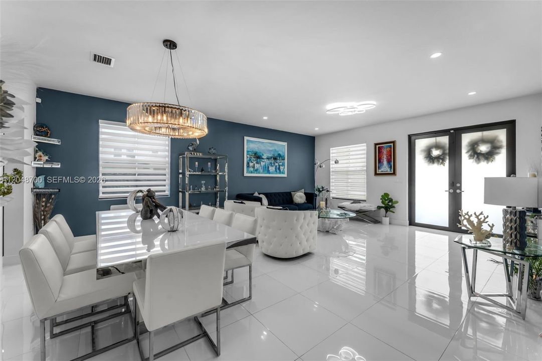 For Sale: $1,385,000 (4 beds, 4 baths, 3073 Square Feet)