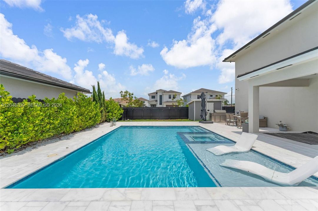 For Sale: $1,385,000 (4 beds, 4 baths, 3073 Square Feet)