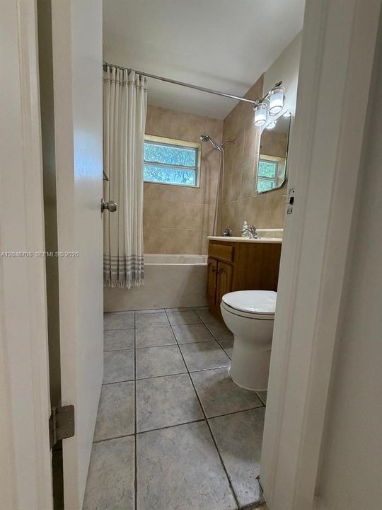 For Rent: $3,600 (3 beds, 2 baths, 1292 Square Feet)