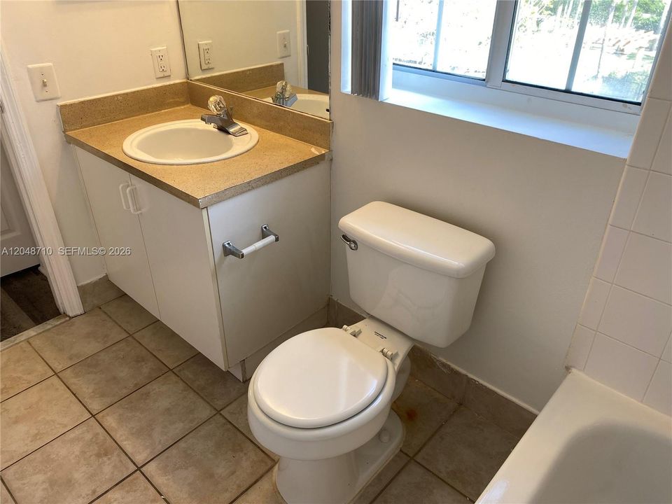 En Renta: $1,950 (2 camas, 2 baños, 1026 Pies cuadrados)