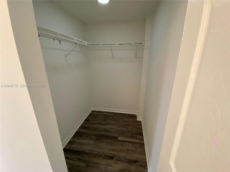 En Renta: $1,950 (2 camas, 2 baños, 1026 Pies cuadrados)