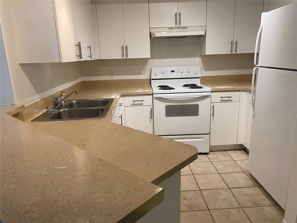 En Renta: $1,950 (2 camas, 2 baños, 1026 Pies cuadrados)