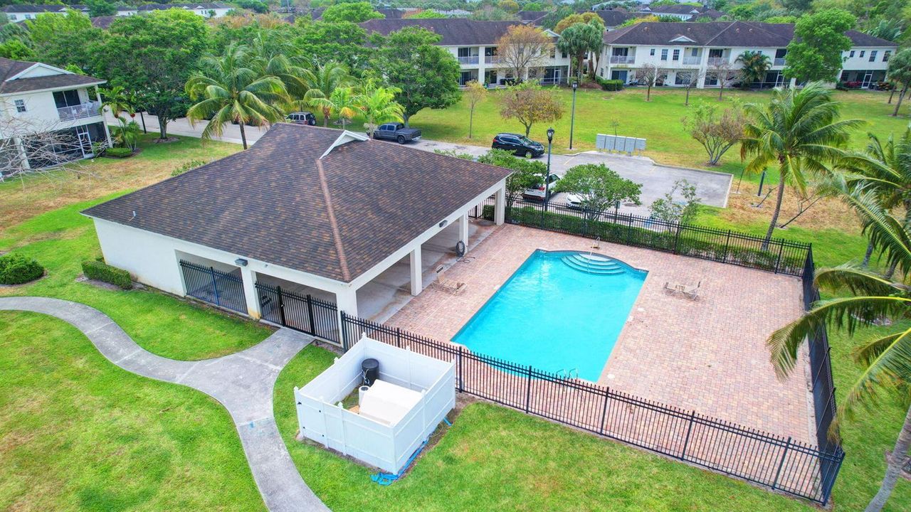 66-web-or-mls-Emerald Vista (2)