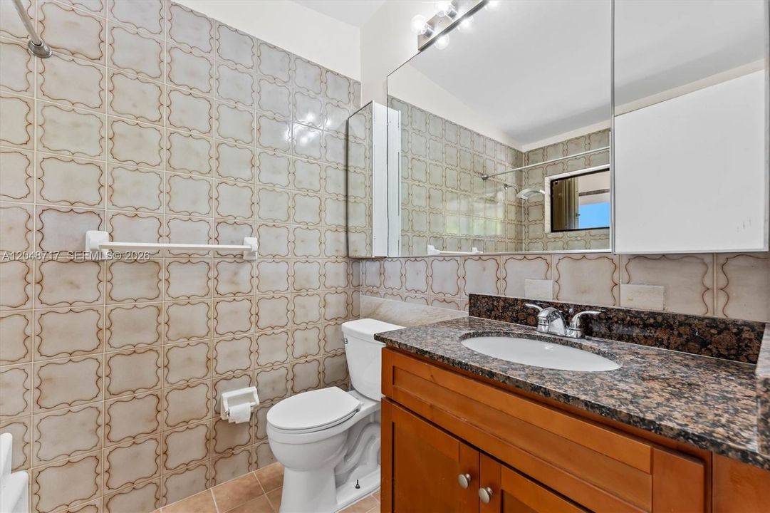 For Sale: $625,000 (2 beds, 2 baths, 1566 Square Feet)