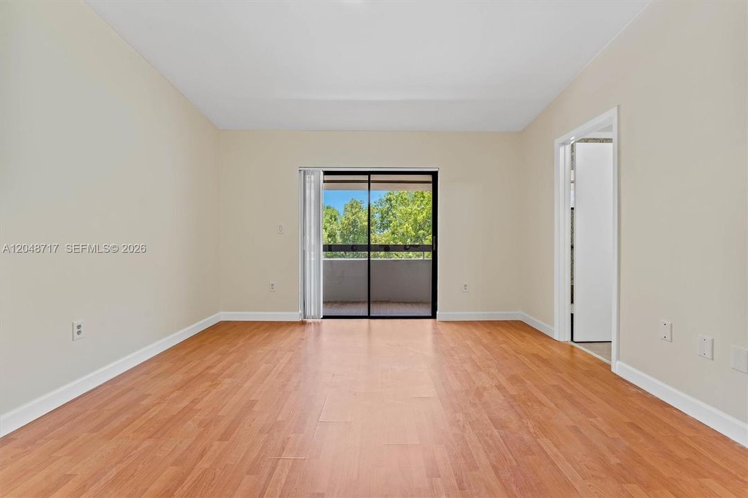 For Sale: $625,000 (2 beds, 2 baths, 1566 Square Feet)