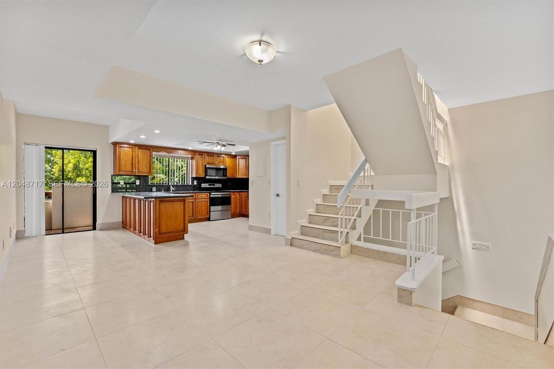 For Sale: $625,000 (2 beds, 2 baths, 1566 Square Feet)