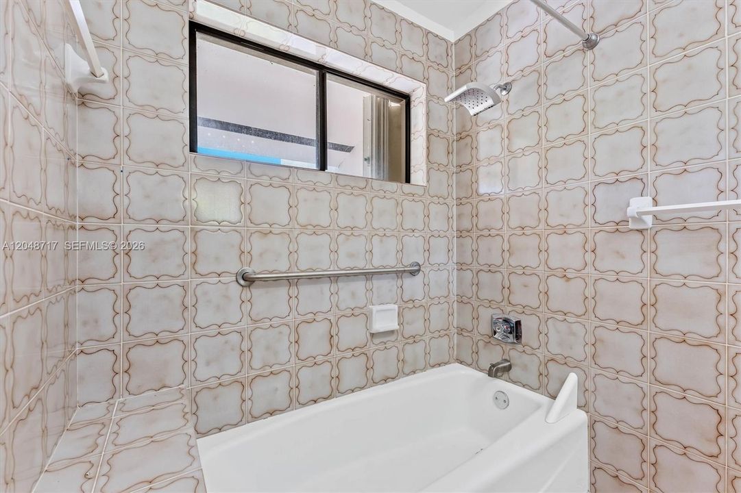 For Sale: $625,000 (2 beds, 2 baths, 1566 Square Feet)