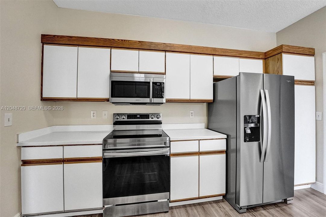 En Renta: $3,600 (4 camas, 2 baños, 1908 Pies cuadrados)