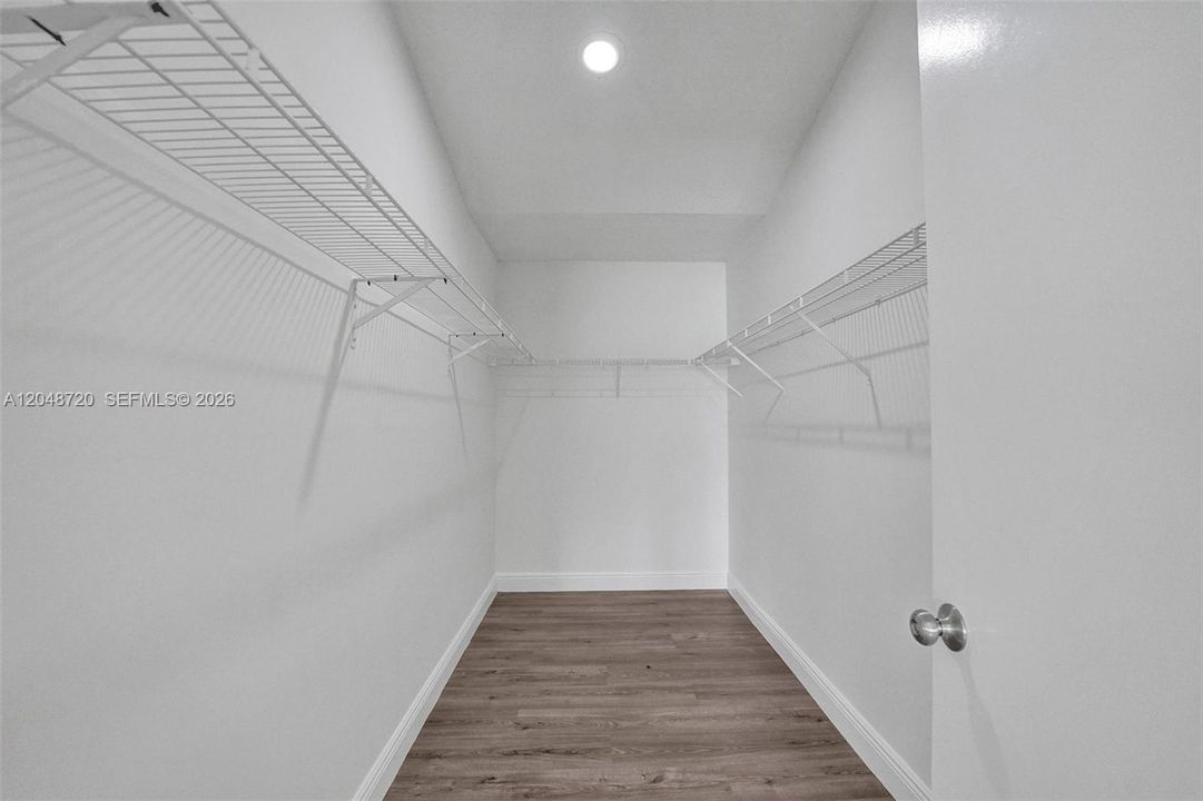 En Renta: $3,600 (4 camas, 2 baños, 1908 Pies cuadrados)