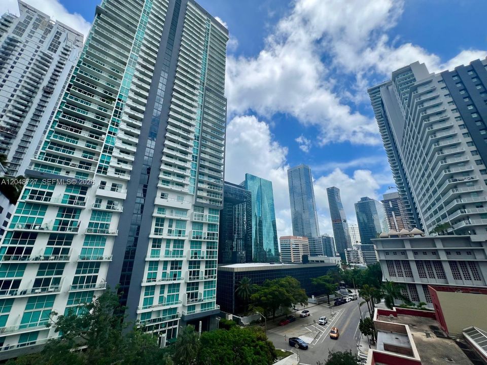 For Rent: $4,200 (2 beds, 2 baths, 1167 Square Feet)