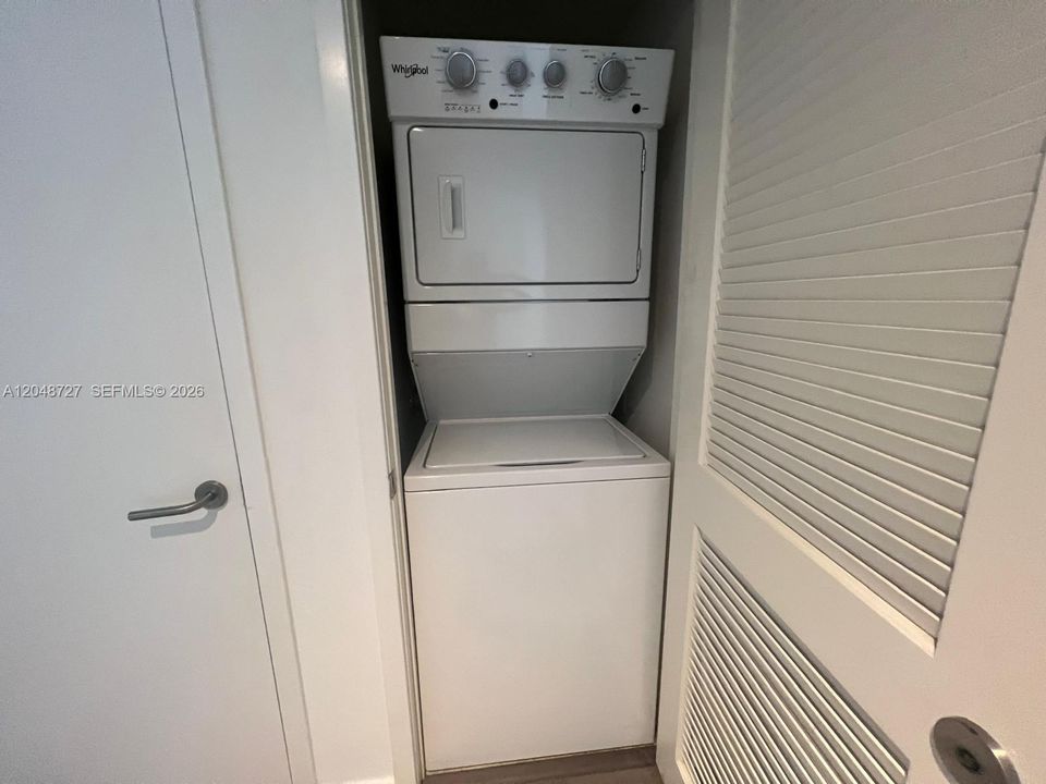 For Rent: $4,200 (2 beds, 2 baths, 1167 Square Feet)