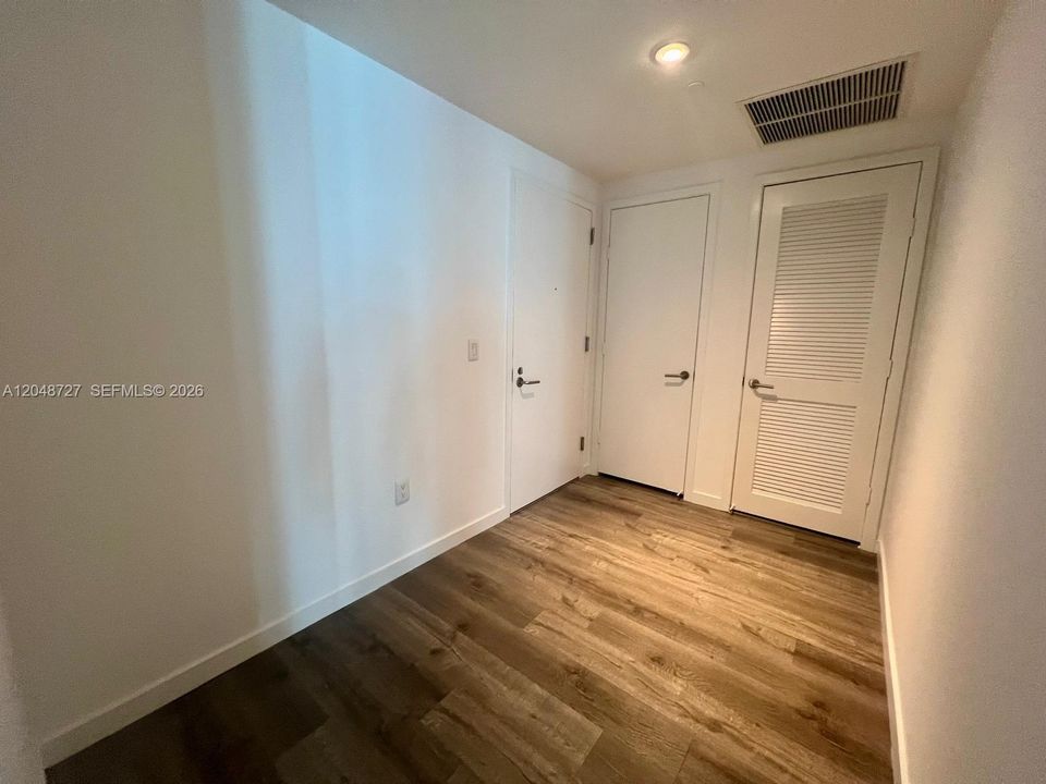 For Rent: $4,200 (2 beds, 2 baths, 1167 Square Feet)
