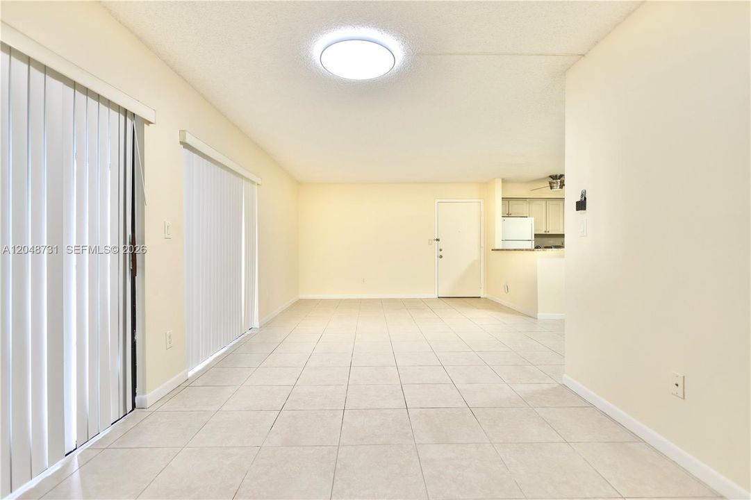 For Rent: $1,800 (2 beds, 2 baths, 1163 Square Feet)