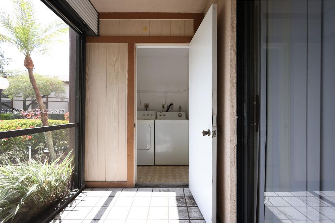 For Rent: $1,800 (2 beds, 2 baths, 1163 Square Feet)