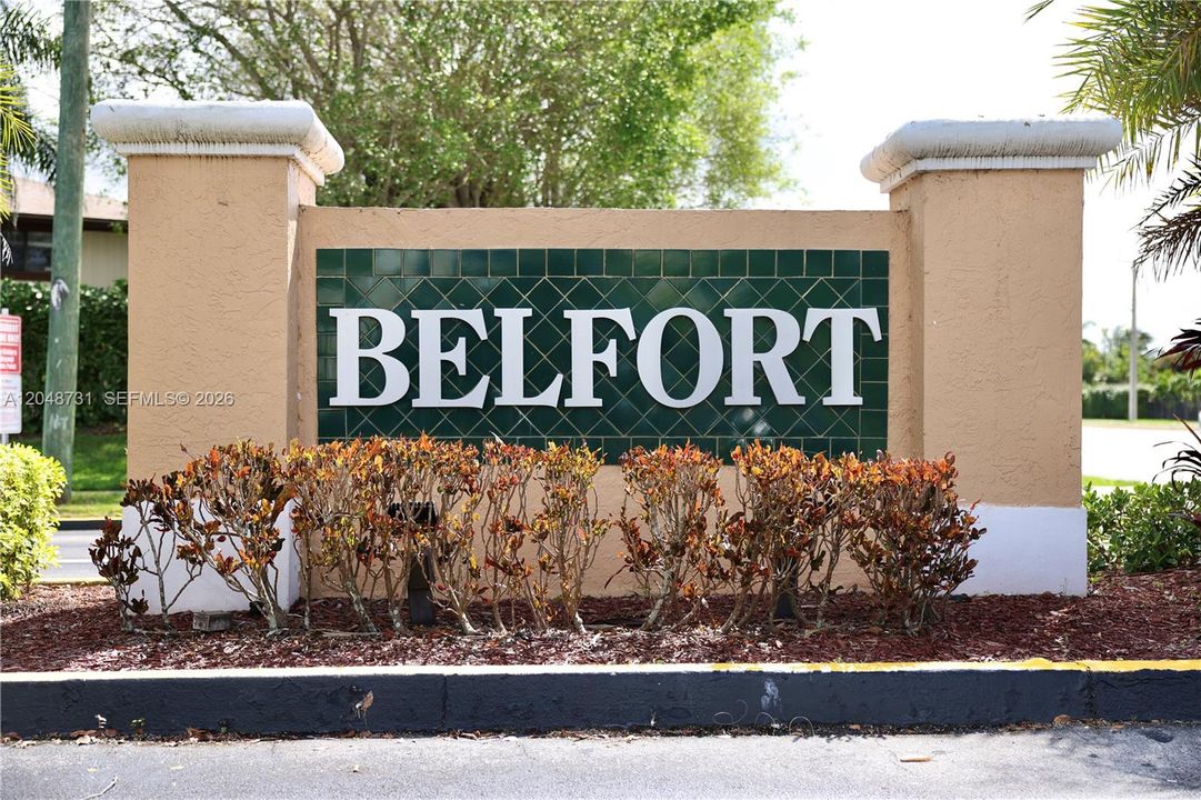 For Rent: $1,800 (2 beds, 2 baths, 1163 Square Feet)