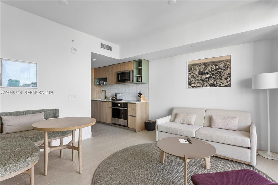 For Rent: $3,300 (1 beds, 1 baths, 505 Square Feet)