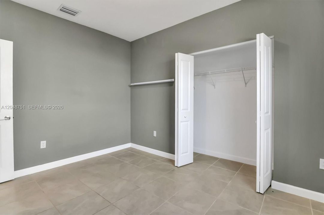 For Sale: $610,000 (4 beds, 3 baths, 1895 Square Feet)